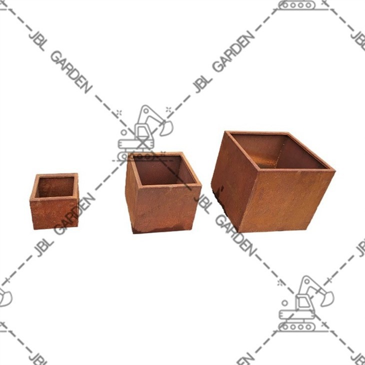 22 Inch Diameter Planter