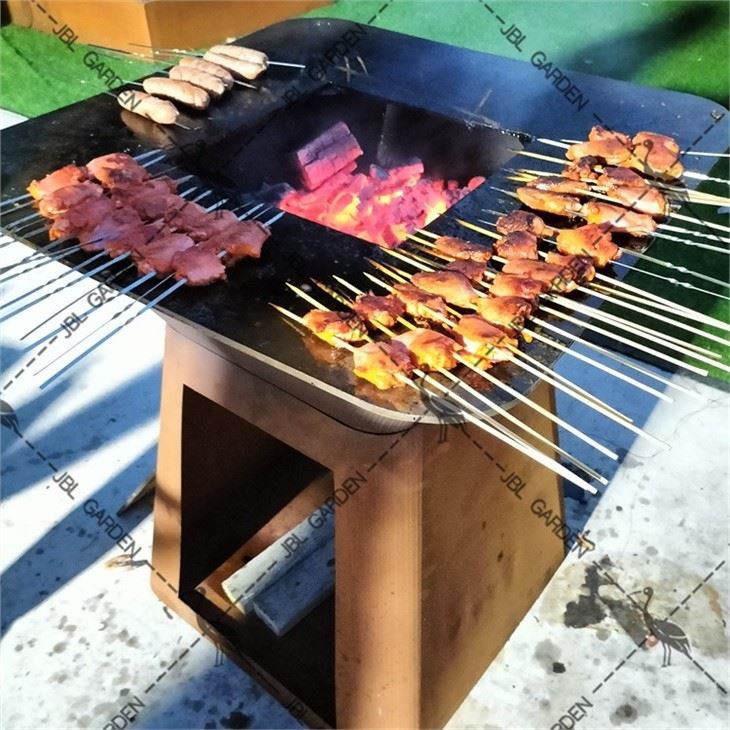 Square BBQ