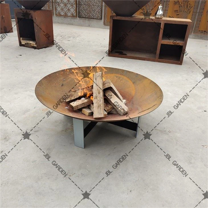 Il·luminació de fogueres d'acer Corten