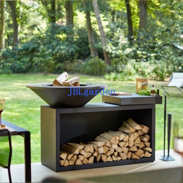 Portable BBQ Grill With Stainless Baking Plate