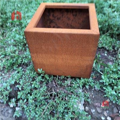 Jardinera cub d'acer corten
