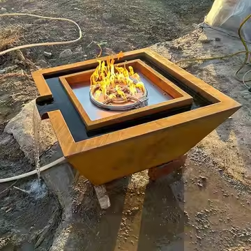 Foguera de gas amb font d'aigua