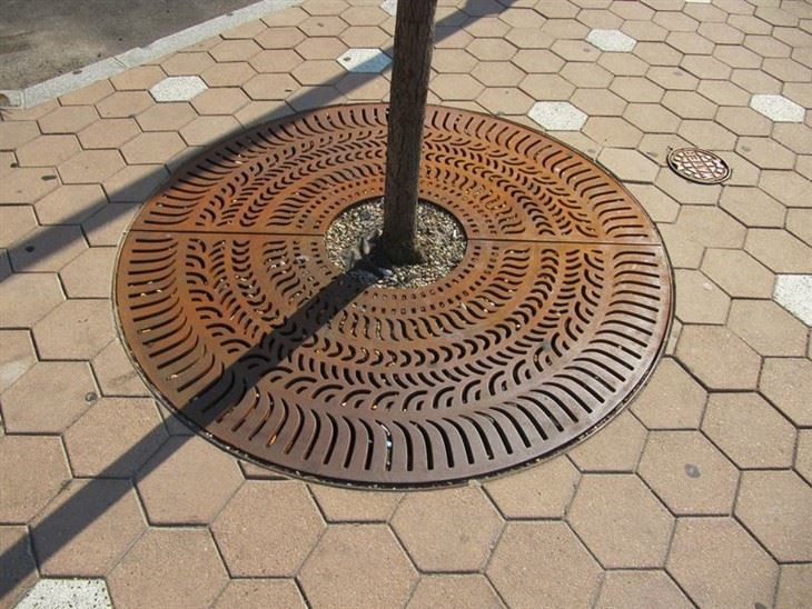 Reixa d'arbre metàl·lic d'acer