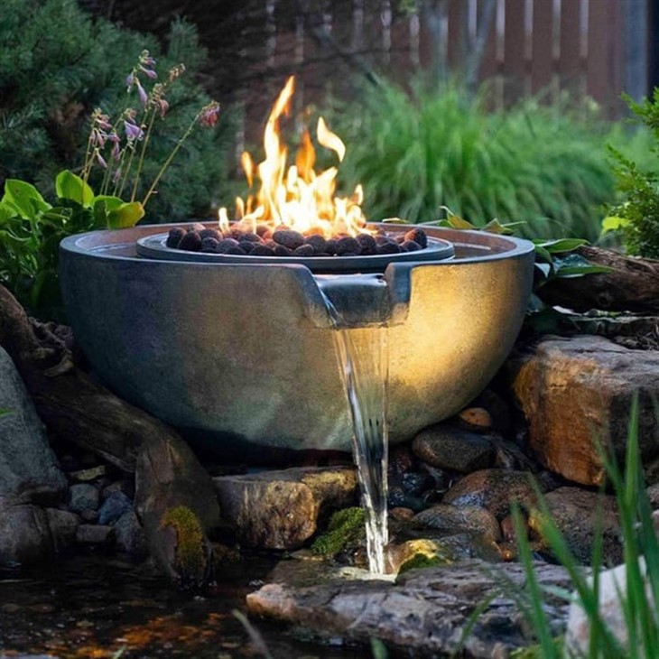 Outdoor Gas Burning Firepit With Water