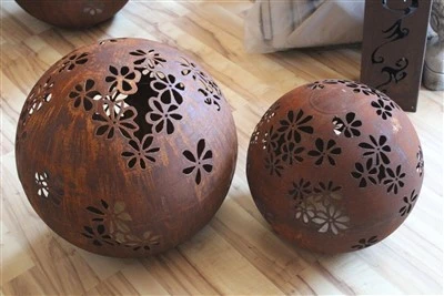Decoracions de jardí de metall rovellat