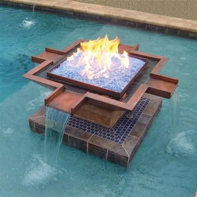 Foguera de gas amb cascada decorativa per a piscina